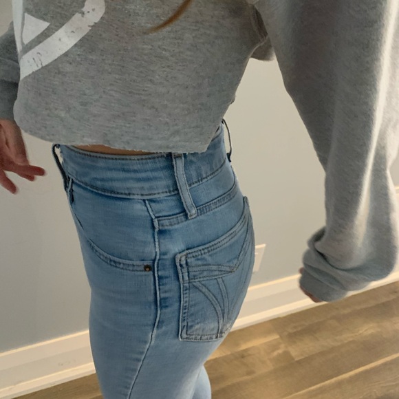 LEVI Jeans - High Rise Skinny - Picture 7 of 8